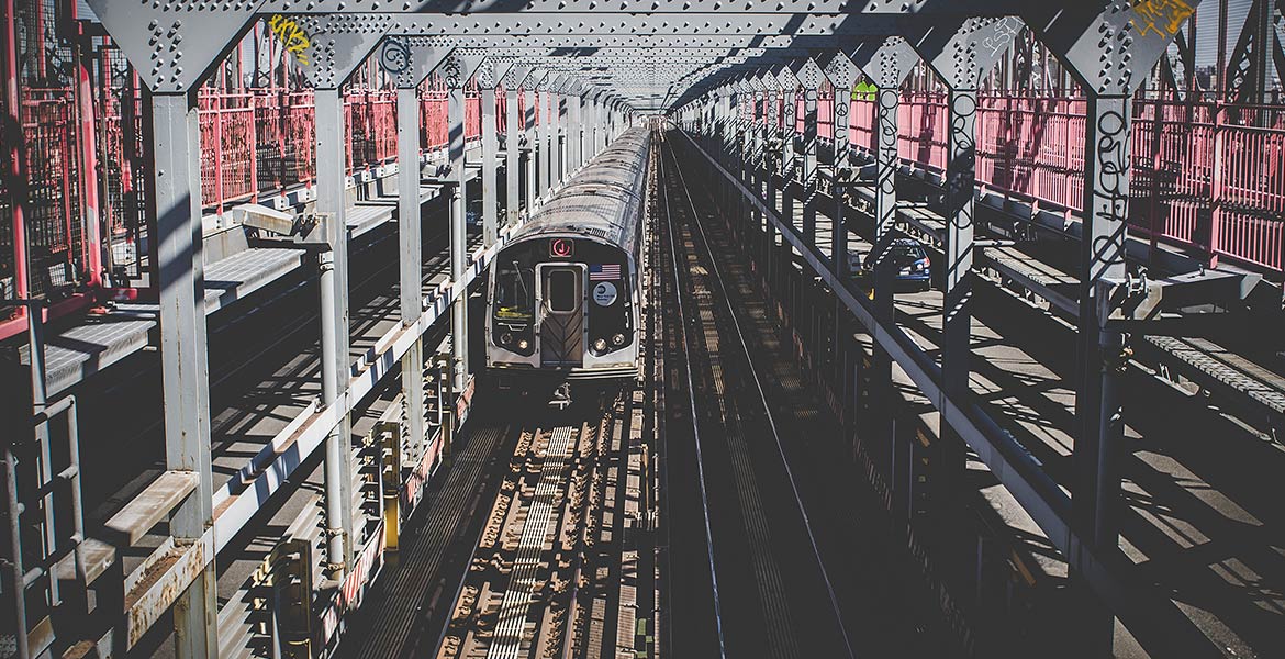 airports near new york city