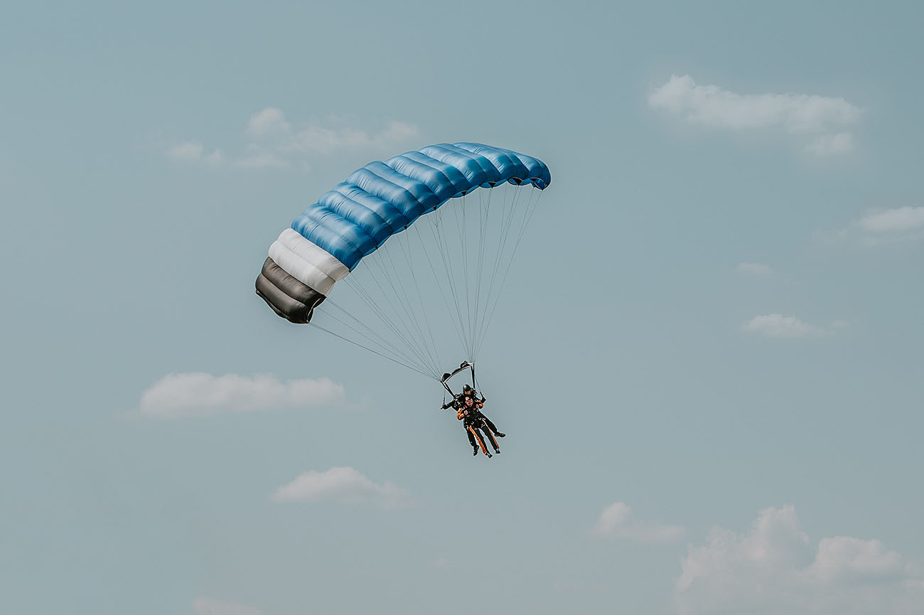 Skydiving Prague
